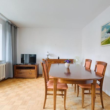 Spacious Apartment In Green Location Warszawa Zewnętrze zdjęcie