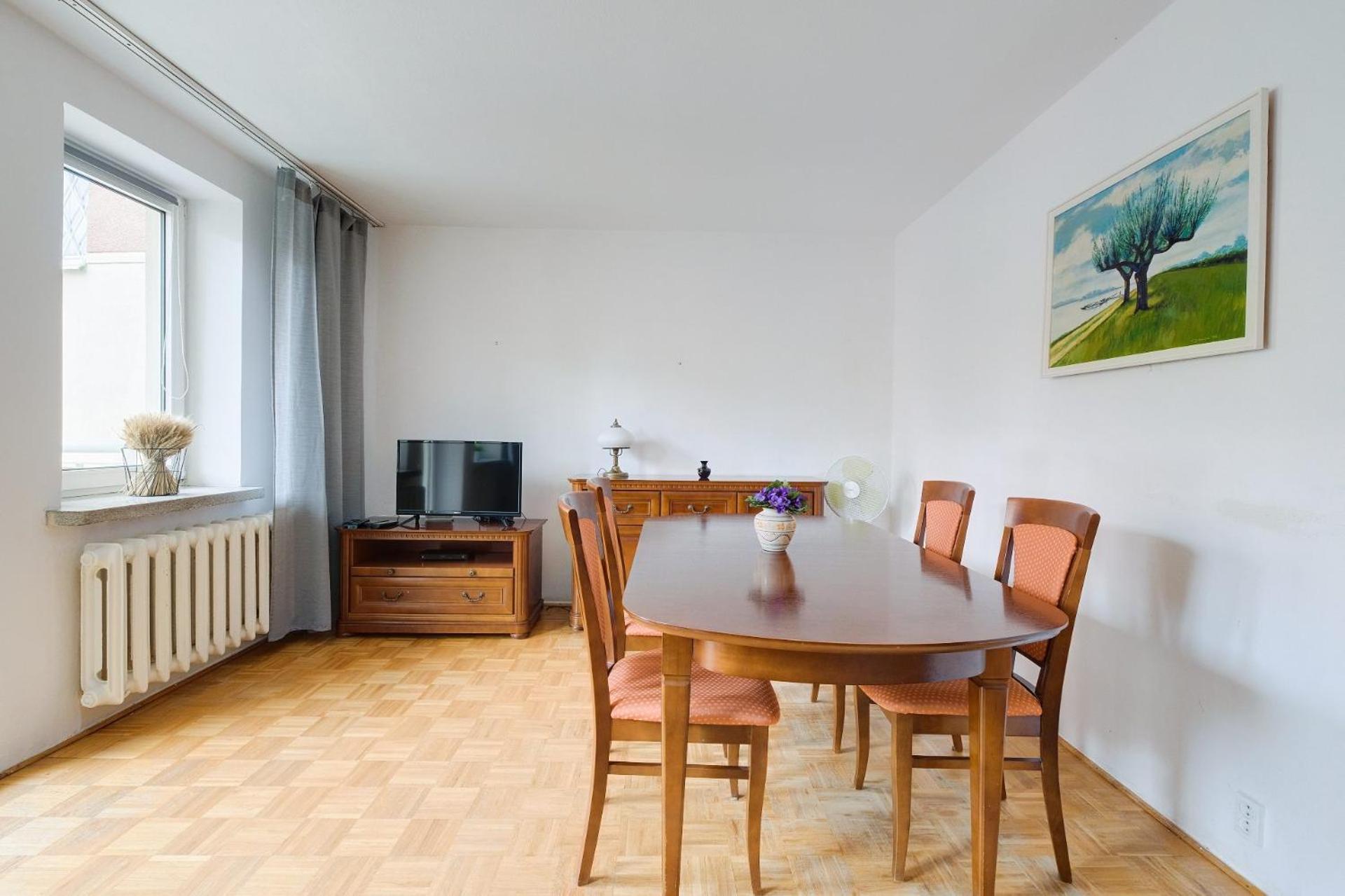 Spacious Apartment In Green Location Warszawa Zewnętrze zdjęcie