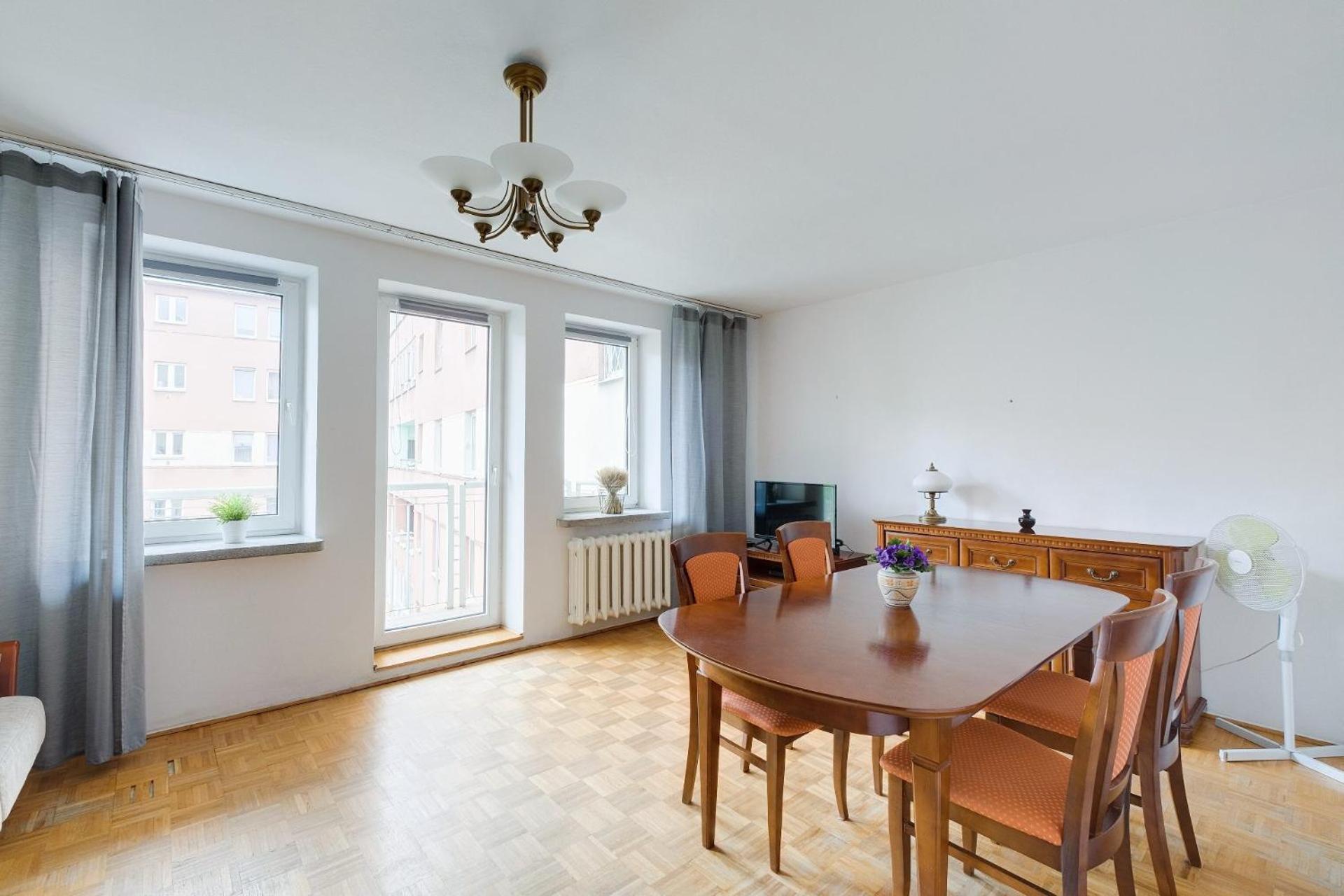 Spacious Apartment In Green Location Warszawa Zewnętrze zdjęcie