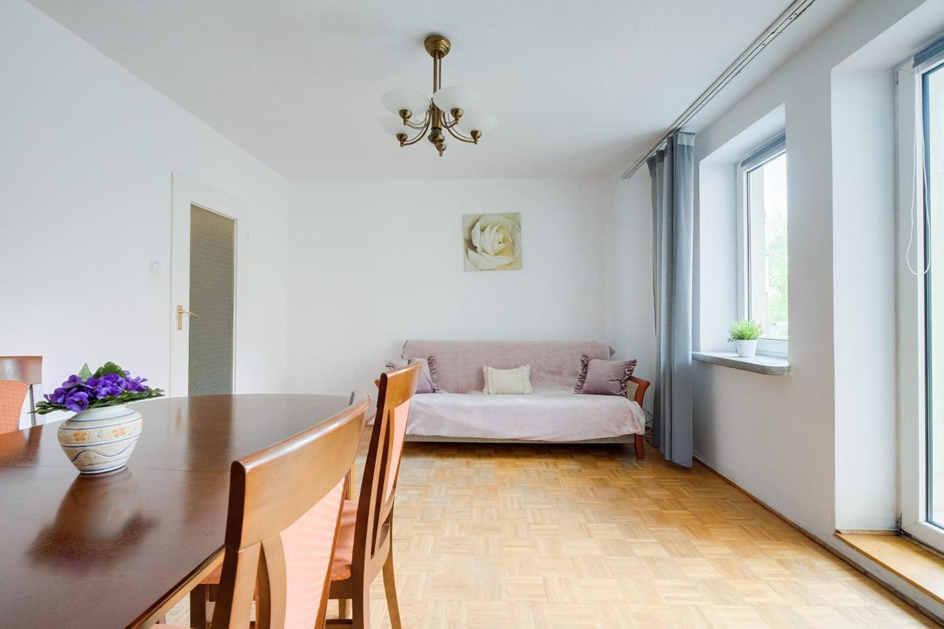 Spacious Apartment In Green Location Warszawa Zewnętrze zdjęcie